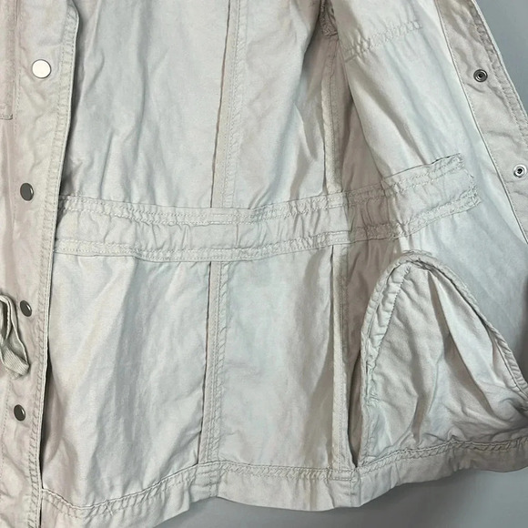 LOFT Cream Lightweight Utility Jacket with Drawstring Waist - XS Petite - EUC - Picture 7 of 11